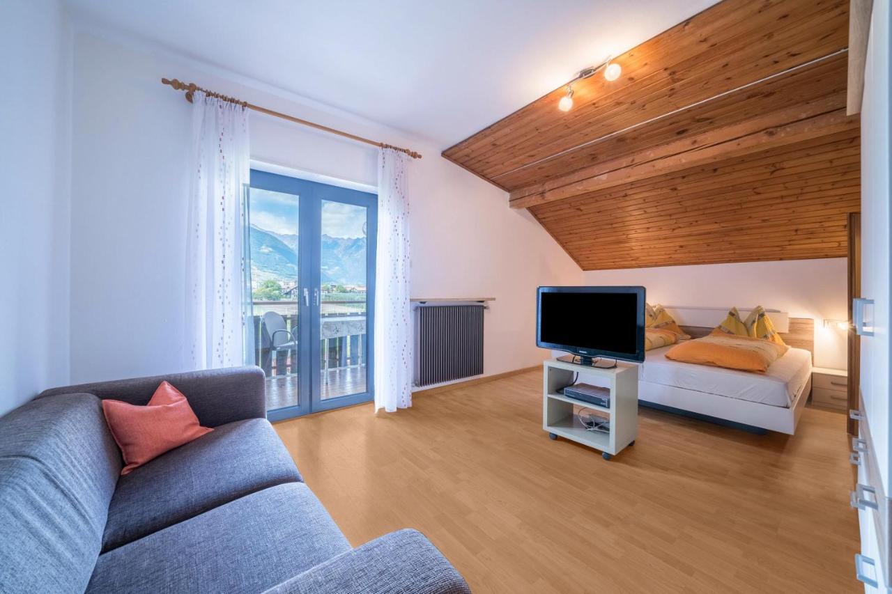 Apartment Tschigat Leilichhof Lana Ngoại thất bức ảnh